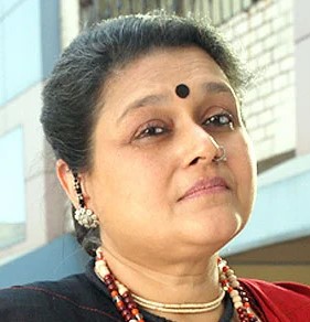 Supriya Pathak (Amma)