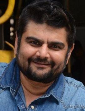 Deven Bhojani (Puru Patel)